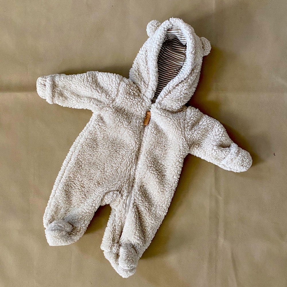 Carter’s Bear Suit NB